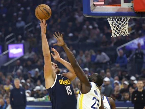 Нов трипл-дабл за Јокиќ, но пораз на неговиот тим