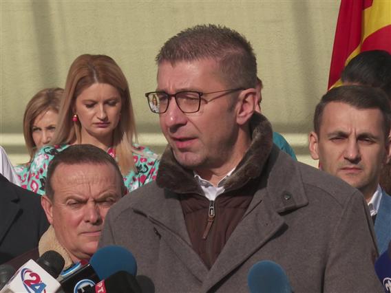 Мицкоски: На Бугарија и пречи македонскиот јазик во Акцискиот план за малцинства, жалам но друг јазик немаме