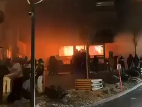 Во опожарениот бар во Кран Монтана од 2019 година немало инспекции за противпожарна безбедност