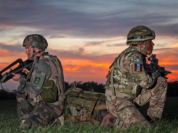 Британија и Франција ќе испратат до 15.000 војници во Украина како помош