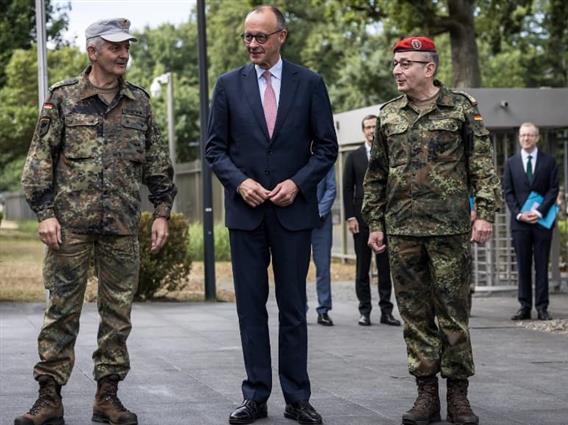 Германија се двоуми да испрати војска во Украина поради страв од Трета светска војна