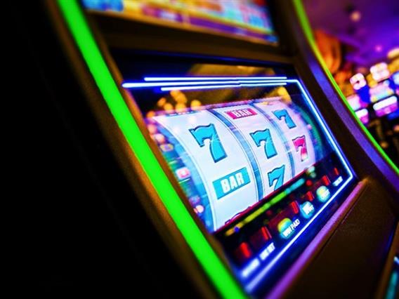 Во Хрватска е намален бројот на млади кои се коцкаат: Некои родители мислат дека кладењето е во ред, не е 