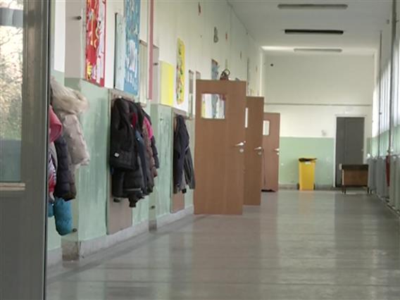 Се чека новиот извештај на ИЈЗ за грипот, Клиниката во Козле исполнета до последно место