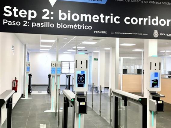 ЕЕС системот им предизвика значителна непријатност на патниците, тврдат европските аеродроми