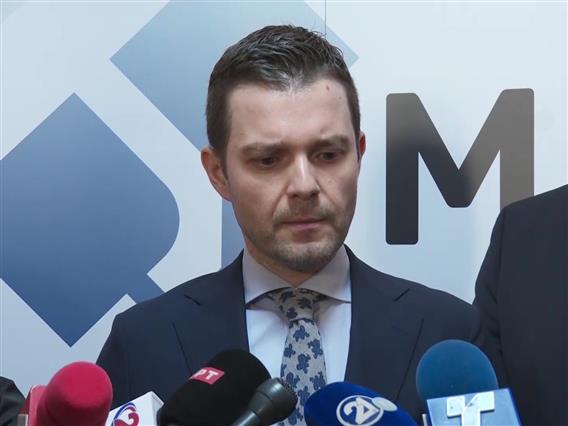 САД го запираат издавањето имигрантски визи за 75 земји, меѓу кои е и Македонија