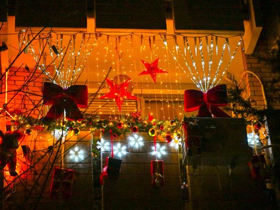 Град Скопје: Избрани најубаво украсената тераса, двор и ученички расказ во рамки на манифестацијата „Украсуваме по СКОПСКИ“