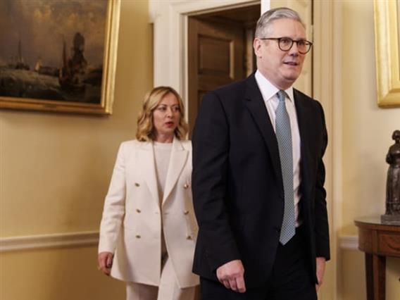 Макрон и Мелони со предлог да се разговара со Путин- Стармер ги одби 