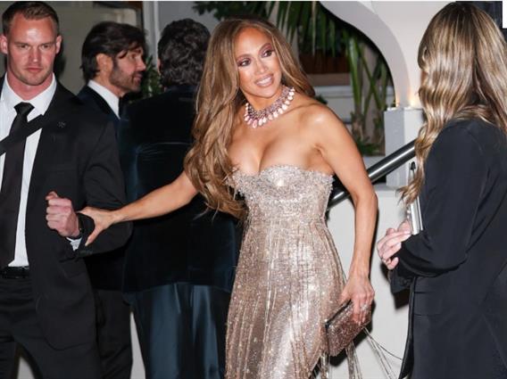 Видео- фото: Вообразената Џенифер Лопез