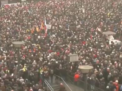 Протести во Данска и Гренланд: „Доста е“