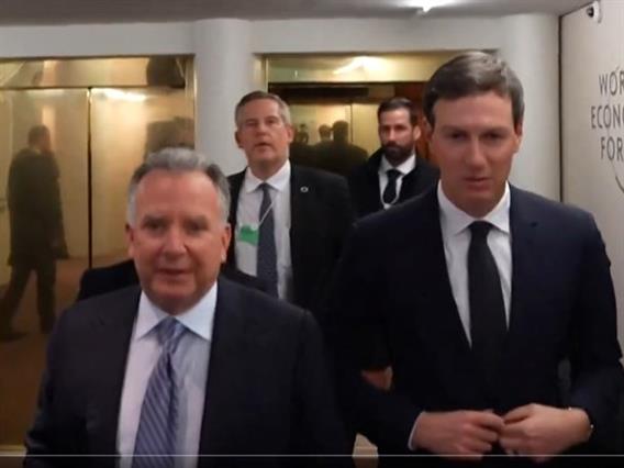 Претставниците на Трамп и на Путин два часа разговараа во Давос (ВИДЕО)