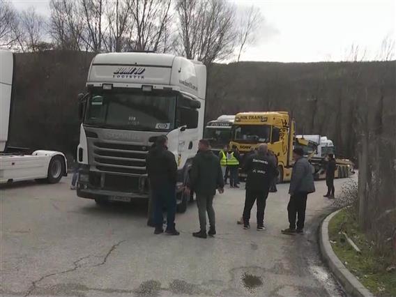 Канал 5 дознава - Денеска во ЕУ состанок за надминување на проблемот со транспортерите 
