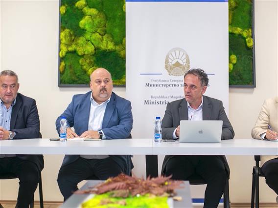 До Алиу формално не пристигнала оставката на Кедев од здравствениот совет за непотребните операции 