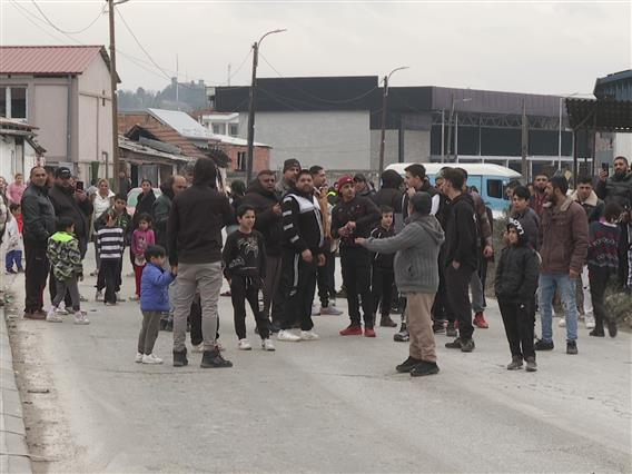 Поради протест на дел од граѓаните беше затворен дел од улицата Скупи во Скопје