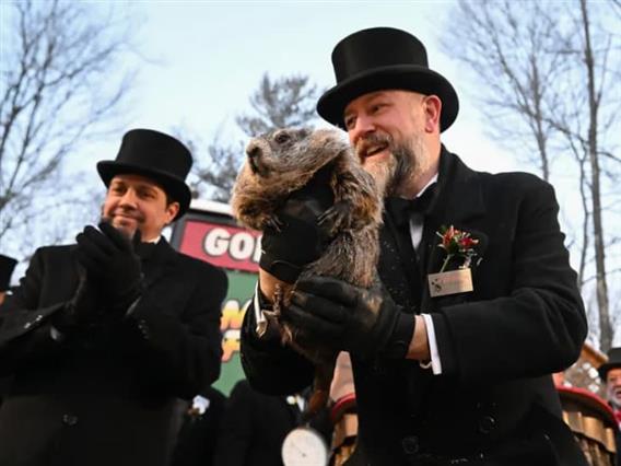 Што претскажа мрмотот Фил, кога ќе заврши зимата? (ВИДЕО)