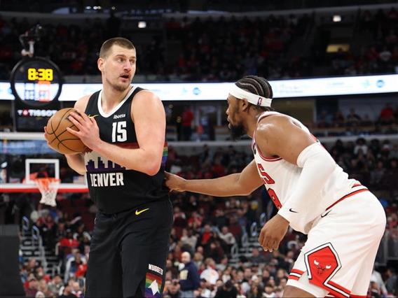 Видео: Јокиќ се искачи на второто место во историјата на НБА по трипл-дабл