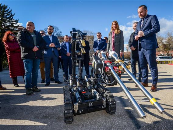 Тошковски: Донација од САД вредна околу еден милион евра за бомбашкиот оддел на МВР