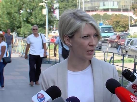 Ленче Ристоска остро реагира откако премиерот Христијан Мицкоски јавно соопшти дека таа „не е во игра“