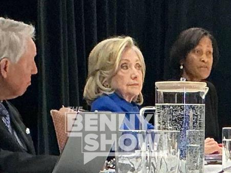 Заврши испитувањето на Хилари Клинтон во истрагата на Претставничкиот дом на САД за Епстин