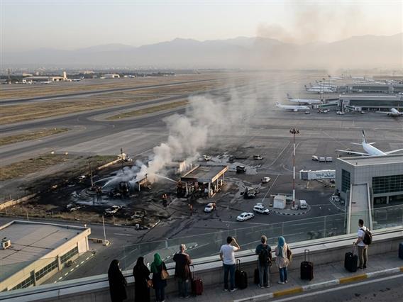 Експлозии на меѓународниот аеродром во Техеран