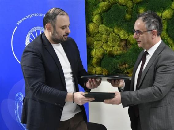 Потпишан Договорот за изградба на паркинзи во комплексот клиники „Мајка Тереза“