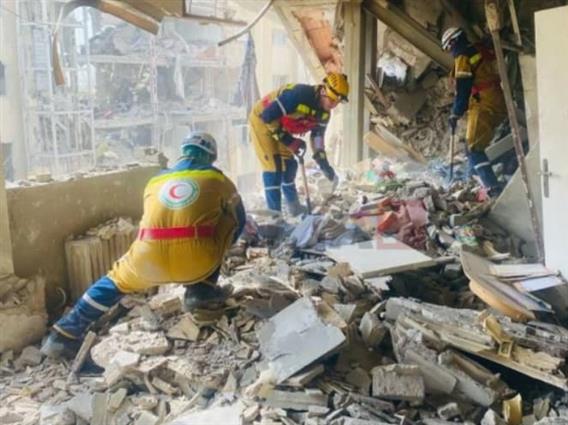 Ирански медиуми јавуваат за оштетени болници и аеродром во Техеран