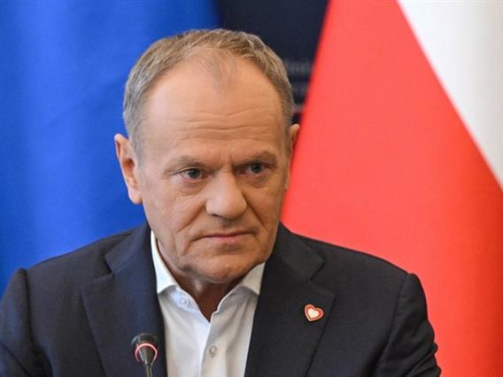 Полскиот премиер: Цените на нафтата растат поради војната во Иран, тогаш кој е победникот? 