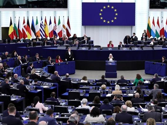 Европа воведува построги правила за депортирање мигранти, за левицата тоа е загрижувачки преседан