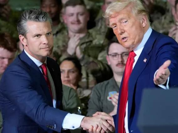 Скандал во Пентагон: Пит Хегсет потрошил милијарди на ракови, клавир, фотелји, кошници со овошје!?