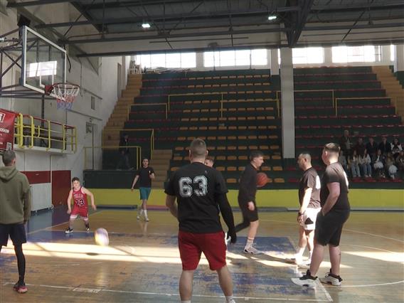 Почит кон жртвите и поддршка за повредените – во Кочани продолжува одбележувањето на годишнината од трагедијата