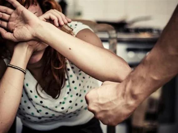 Четири лица лишени од слобода за семејно насилство, вкупно осум пријави во Скопје, Тетово и Струмица во последното деноноќие