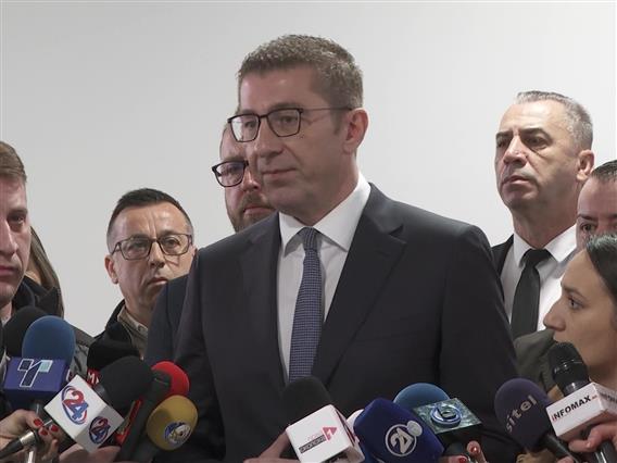 Мицкоски: Македонија располага со доволно количини на нафтени деривати, нема простор за паника