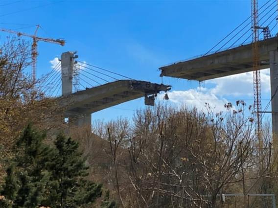 Уништен е најголемиот мост на Блискиот Исток 