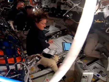 Мисијата на НАСА собори рекорд- човекот отиде најдалеку од Земјата во својата историја (ВИДЕО)