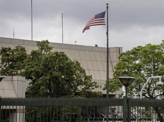 Американската амбасада во Бахреин ги повика граѓаните да останат во засолништа 