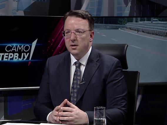 Николоски: Не знам дали има политички мотиви зад одлуката на банката да не го финансира автопатот Кичево-Охрид