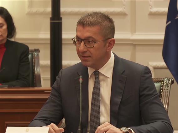 Премиерот Мицкоски на работна посета во Истанбул