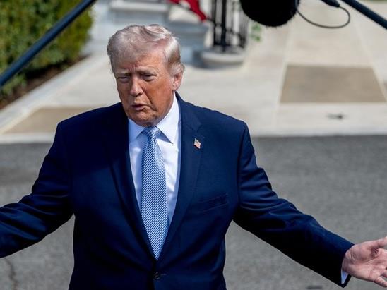 Трамп: Ќе го земеме збогатениот ураниум од Иран