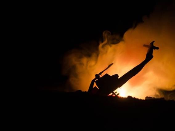 Осуммина загинати во пад на приватен хеликоптер на Борнео веднаш по полетувањето 