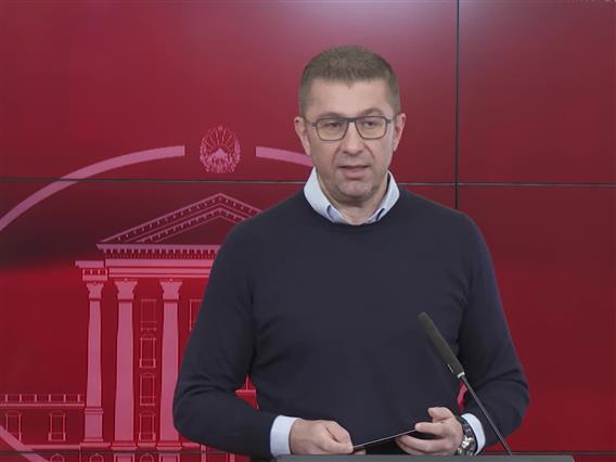 Филипче го обвинува Мицкоски за авторитарно владеење и закани  кон опозицијата