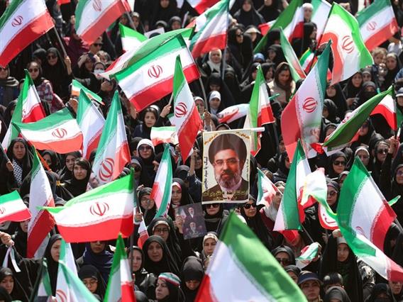 Ирански министер: Два милиони луѓе останаа без работа поради војната 