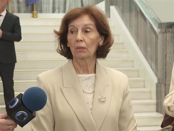 Филипче обвини дека Мицкоски се повлекол од Законот за забрана на двојно државјанство за пратениците