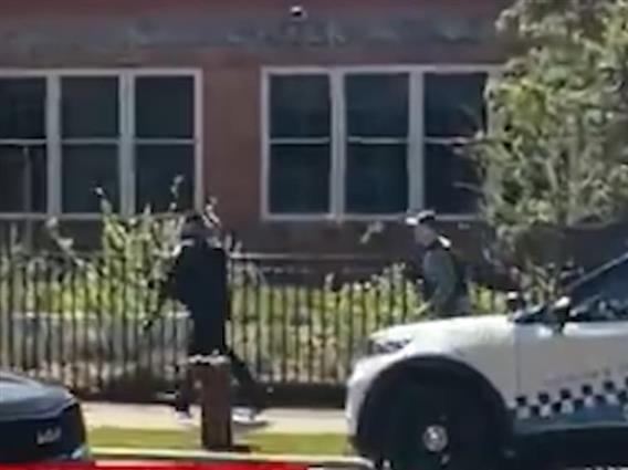 Пукање во Чикаго: Почина полицаец (ВИДЕО)