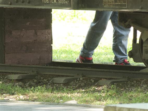 Шестоодделенка од Ѓорче Петров брутално малтретирана од три девојчиња, ја гореле со цигари и ја снимале