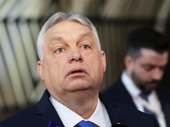 Откако изгуби на изборите, Орбан понуди оставка на лидерската позиција на партијата