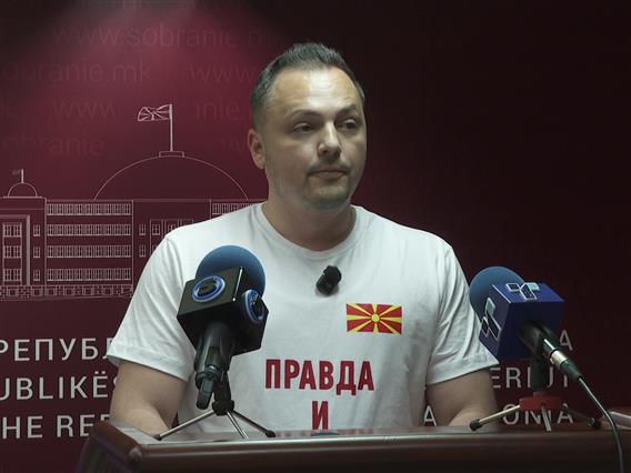 Пратеникот на ЗНАМ Миле Цеков ќе делува како независен во Собранието