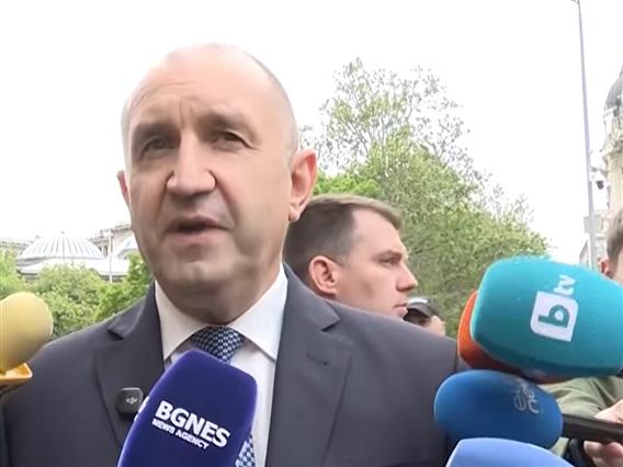 Бугарската влада положи заклетва – Румен Радев избран за премиер 
