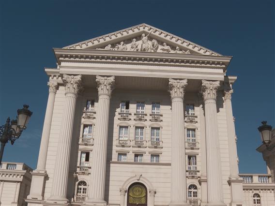 На вонредна владина седница ќе се одлучува дали ќе продолжат мерките за нафтените деривати и од понеделник