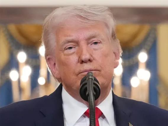 Трамп ненадејно ги откажа нападите врз Иран, што ги најави за утре