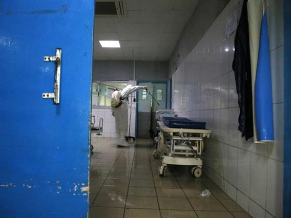 Сомнежи за ебола во Италија: Пациент во болница, Мелони бара гранични контроли