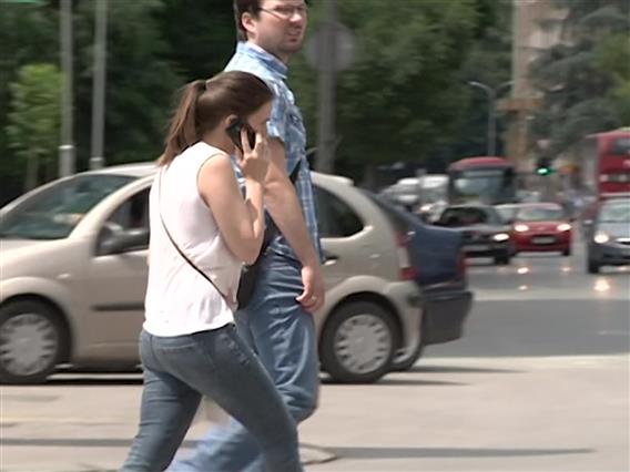 ЕУ ги одобри преговорите за укинување на роамингот со Западен Балкан